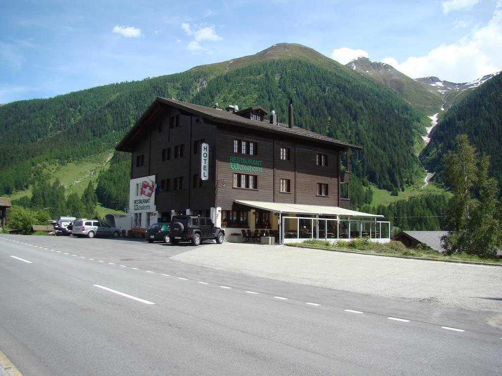 Hotel Weisshorn Goms Exteriör bild