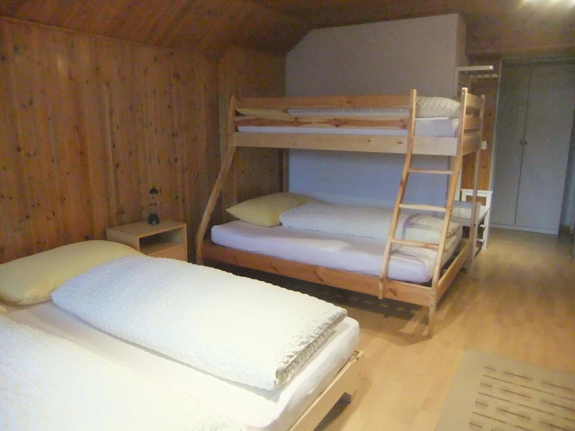 Hotel Weisshorn Goms Rum bild